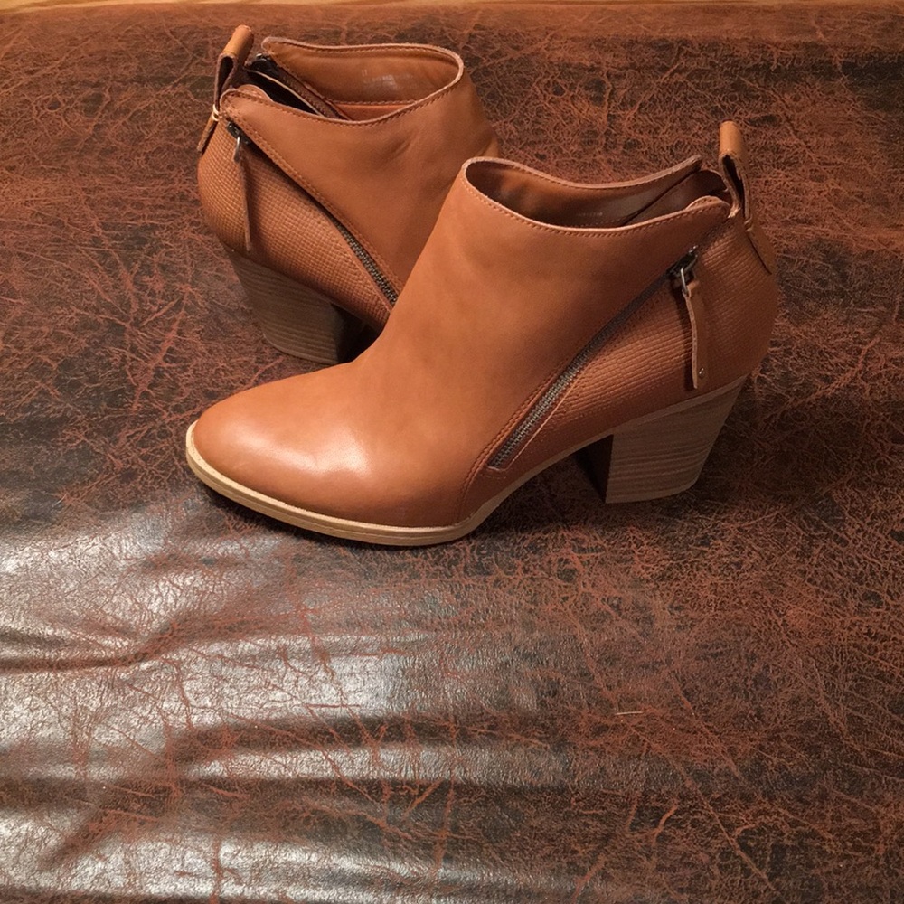 DV Booties
